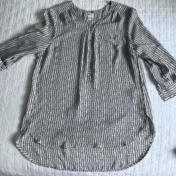 Dynamite blouse - Picture 1 of 3